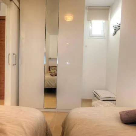Centrico 737 Apartment